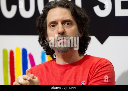 Turin, Italie. 21st mai 2022. L'écrivain Andrés Neuman est invité de 2022 Foire du livre de Turin. Credit: Marco Destefanis/Alamy Live News Banque D'Images