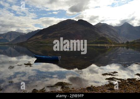 Photographie des cinq Sœurs de Kintail dans les West Highlands d'Écosse, Royaume-Uni Banque D'Images