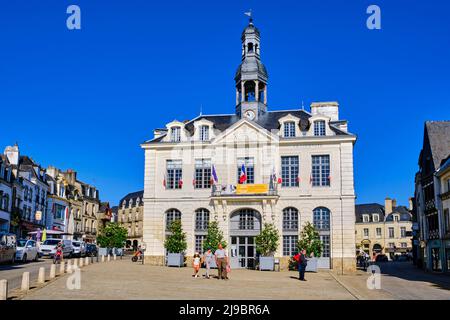 France, Morbihan (56), Golfe du Morbihan, Auray, l'Hôtel de ville place de la Repubique Banque D'Images