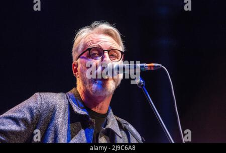 Billy Bragg termine sa tournée britannique au Roundhouse de Camden, dans le centre de Londres. Banque D'Images