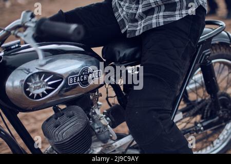 Margate, Kent, Royaume-Uni. 21st mai 2022. Motocycliste pendant la course Mile Beach 2022 à Margate Beach ( Credit: Gergo Toth/Alay Live News Banque D'Images