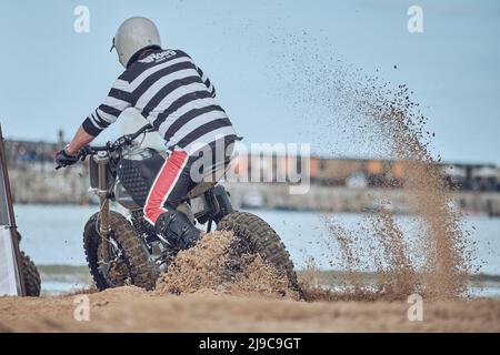 Margate, Kent, Royaume-Uni. 21st mai 2022. Motocycliste pendant la course Mile Beach 2022 à Margate Beach ( Credit: Gergo Toth/Alay Live News Banque D'Images