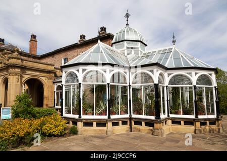 Le jardin d'hiver de Preston Hall, maintenant le Musée Preston Park, à Stockton-on-Tees, en Angleterre. Le bâtiment a été développé à partir de 1882 quand la propriété Banque D'Images