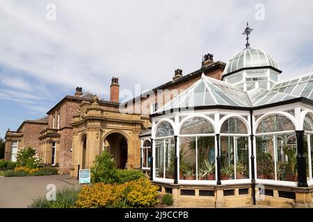 Preston Hall, maintenant le Musée Preston Park, à Stockton-on-Tees, en Angleterre. Le bâtiment a été construit à partir de 1882 lorsque la propriété a été achetée par shi Banque D'Images