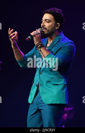 Sunrise FL, États-Unis. 21st mai 2022. Luis Figueroa se produit pendant le concert Amor A la Musica à la FLA Live Arena le 21 mai 2022 à Sunrise, Floride. Crédit : Mpi04/Media Punch/Alamy Live News Banque D'Images