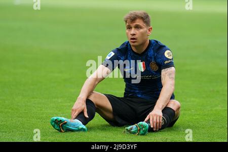 Foto Spada/Lapresse 22 maggio 2022 - Milano, Italia Sport, Calcio Inter vs Sampdoria - Campionato italiano di calcio Serie A TIM 2021/2022 - Stadio san Siro Nella foto: Nicolo Barella (Inter Milan); Photo Spada/Lapresse Mai 22 , 2022 - Milan ,Italie Sport, Soccer Inter vs Sampdoria - Italien Serie A football Championship 2021/2022 - San Siro Stadium dans la photo: Nicolo Barella (Inter Milan);(photo: La presse / PRESSINPHOTO) Banque D'Images