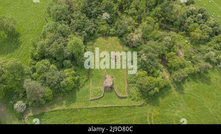 Vues aériennes de la chambre de Burial de Tinkinswood, Vale de Glamourgan, pays de Galles du Sud, Royaume-Uni Banque D'Images