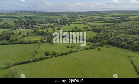 Vues aériennes de la chambre de Burial de Tinkinswood, Vale de Glamourgan, pays de Galles du Sud, Royaume-Uni Banque D'Images