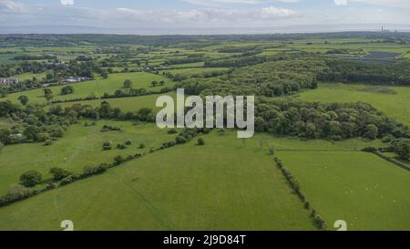 Vues aériennes de la chambre de Burial de Tinkinswood, Vale de Glamourgan, pays de Galles du Sud, Royaume-Uni Banque D'Images