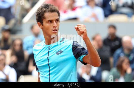 Juan Pablo Varillas du Pérou au cours du 1 jour de l'Open de France 2022, un tournoi de tennis Grand Chelem le 22 mai 2022 au stade Roland-Garros à Paris, France - photo Jean Catuffe / DPPI Banque D'Images