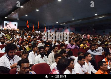 22 mai 2022, Pune, Maharashtra, Inde: Les partisans et les travailleurs du Parti MNS dans un rassemblement du chef du Maharashtra Navnirman Sena(MNS) Raj Thackeray tenu à Pune. (Credit image: © Kabir Jhangiani/Pacific Press via ZUMA Press Wire) Banque D'Images