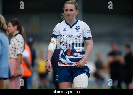 Exeter, Devon, Royaume-Uni. 22nd mai 2022. Bristol Bear's Manon Johnes se dirigeant vers les fans après match femmes Allianz Premier 15s semi final- Exeter Chiefs Women contre Bristol Bears Women - Dimanche 22nd Mai 2022 - Sandy Park - Exeter, Dimanche 22, Mai 2022 - Sandy Park - Exeter - Royaume-Uni crédit photo obligatoire : Martin Edwards crédit : Martin Edwards/Alay Live News Banque D'Images