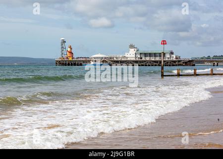 Bournemouth Beach and Pier, Dorset, Angleterre, Royaume-Uni. Banque D'Images