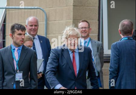 Boris Johnson visite Newtown Mid Wales pour la conférence du parti conservateur gallois. Banque D'Images