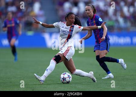 Selma Bacha de l'Olympique Lyon en action lors du match final de l'UEFA Women's Champions League entre le FC Barcelone et l'Olympique Lyon au stade Allianz le 21 mai 2022 à Turin, Italie . Banque D'Images