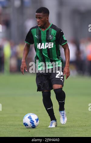 Sassuolo, Italie, 22nd mai 2022. Hamed Junior Traore de l'US Sassuolo pendant la série Un match au stade Mapei - Cittˆ del Tricolor, Sassuolo. Le crédit photo devrait se lire: Jonathan Moscrop / Sportimage Banque D'Images