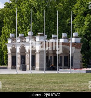 VARSOVIE, POLOGNE - 17 MAI 2022 : vue de la tombe du soldat inconnu Banque D'Images