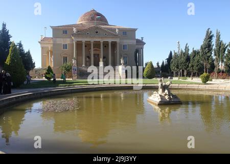 12 mai 2022, Naplouse, Cisjordanie, Palestine : Une vue de la maison palestinienne où la conférence de presse a eu lieu en présence de l'avocat Ben Emerson après que l'homme d'affaires palestinien, Munob Al-Masry, ait déposé une affaire contre le gouvernement britannique concernant la Déclaration Balfour, dans la ville de Naplouse, en Cisjordanie. Balfour était une déclaration publique du gouvernement britannique pendant la première Guerre mondiale déclarant son soutien à la création d'une « maison nationale pour le peuple juif » en Palestine. (Credit image: © Nasser Ishtayeh/SOPA Images via ZUMA Press Wire) Banque D'Images