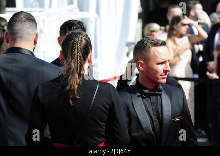 Célébrités arrivant au tapis rouge du Festival de Cannes 75th 2022 Banque D'Images