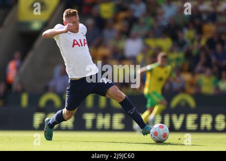 Carrow Road, Norwich, Norforlk, Royaume-Uni. 22nd mai 2022. Premier League football, Norwich contre Tottenham; Dejan Kulusevski de Tottenham Hotspur crédit: Action plus Sports/Alay Live News Banque D'Images