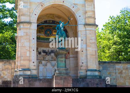Le monument de la victoire et de la paix à Edenkoben a été érigé en 1899 sur le Werderberg Rhénanie-Palatinat, Allemagne. 15 mai 2022 Banque D'Images