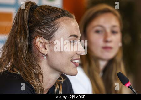 ARNHEM - pays-Bas, 2022-05-24 13:22:10 ARNHEM - Nadine visser et Femke bol (lr) lors d'une conférence de presse sur les Jeux FBK 2022. ANP VINCENT netherlands Out - belgique Out Banque D'Images