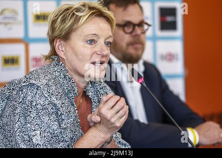 ARNHEM - pays-Bas, 2022-05-24 13:06:53 ARNHEM - Ellen van Langen et Hans Kloosterman (lr) lors d'une conférence de presse sur les Jeux FBK 2022. ANP VINCENT netherlands Out - belgique Out Banque D'Images