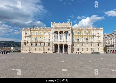 La Préfecture Di Trieste sur la Piazza UNITA d'Italia la place principale de Trieste, Italie Banque D'Images