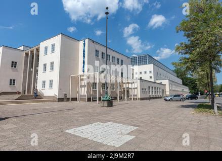 Bâtiments modernistes dans le campus de Bauhaus à Dessau, Saxe-Anhalt, Allemagne Banque D'Images