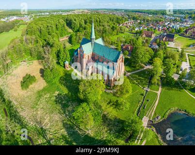 Vue d'ensemble aérienne depuis le bâtiment Minster avec la zone parc à Bad Doberan, Allemagne Banque D'Images