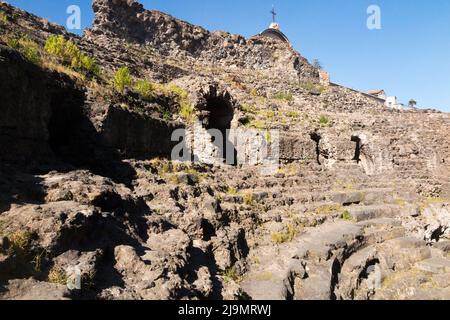 Odeon: Vue de la place en plein air de (le plus petit de deux sur le site) semi-circulaire romain Odeon auditorium théâtre / Théâtre de Catane (Teatro Romano di Catania), Catane, Sicile, Italie. (129) Banque D'Images