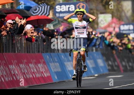 Foto Massimo Paolone/Lapresse 24 Maggio 2022 Aprica, Italia sport ciclismo Giro d'Italia 2022 - edizione 105 - taya 16 - Salò - Aprica (Sforzato Wine Stage) Nella foto: HIRT Jan (INTERMARCHÉ - WANTY - GOBERT MATÉRIEL) vincitore di taya photo Massimo Paolone/Lapresse 24 mai 2022 Aprica, Italie sport Cycling Giro d'Italia 2022 - 105th édition - stade 16 - de Salò à Aprica (Sforzato Wine Stage) dans le pic: HIRT Jan (INTERMARCHÉ - WANTY - GOBERT MATÉRIEL) vainqueur de la phase/ (photo: La presse / PRESSINPHOTO) Banque D'Images