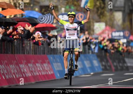 Foto Massimo Paolone/Lapresse 24 Maggio 2022 Aprica, Italia sport ciclismo Giro d'Italia 2022 - edizione 105 - taya 16 - Salò - Aprica (Sforzato Wine Stage) Nella foto: HIRT Jan (INTERMARCHÉ - WANTY - GOBERT MATÉRIEL) vincitore di taya photo Massimo Paolone/Lapresse 24 mai 2022 Aprica, Italie sport Cycling Giro d'Italia 2022 - 105th édition - stade 16 - de Salò à Aprica (Sforzato Wine Stage) dans le pic: HIRT Jan (INTERMARCHÉ - WANTY - GOBERT MATÉRIEL) vainqueur de la phase/ (photo: La presse / PRESSINPHOTO) Banque D'Images