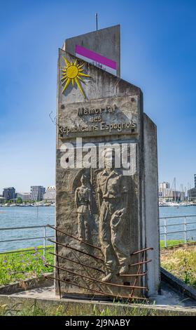 Memorial aux Républicains espagnols qui ont été des travailleurs forcés à Bordeaux et sont morts dans la construction de la base sous-marine allemande Banque D'Images