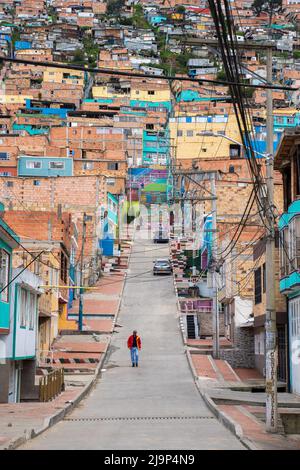 Bogota, Colombie, 23 mai 2022. Constructions illégales dues à la pauvreté et aux conflits internes , sur les hauteurs de Ciudad Bolivar. Banque D'Images