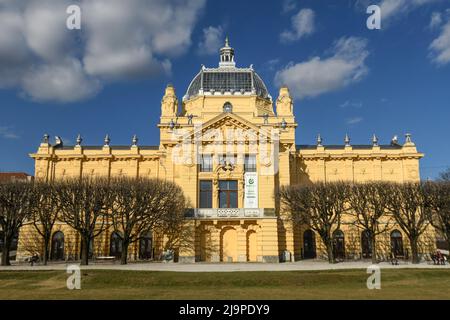 Zagreb : place du roi Tomalav (Trg de Kralja Tomava) et pavillon d'art. Croatie Banque D'Images