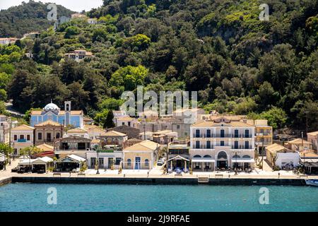 Griechenland, Insel Samos, Karlovasi (Karlovassi), Limani Karlovasiou, Uferpromenade am Fährhafen Banque D'Images