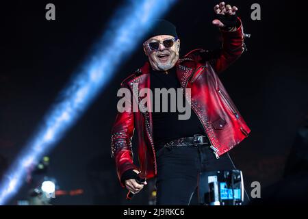 Vasco Rossi en concert à Ippodromo la Maura à Milan Banque D'Images