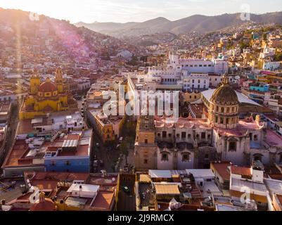 Ville de Guanajuato, Mexique, vue aérienne des bâtiments historiques dont la basilique notre-Dame de Guanajuato Banque D'Images