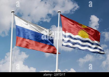 Russie et Kiribati deux drapeaux sur les mâts et fond bleu ciel nuageux Banque D'Images