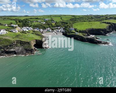 05/05/22 vue aérienne de Little Haven à Pembrokeshire, pays de Galles, Royaume-Uni Banque D'Images