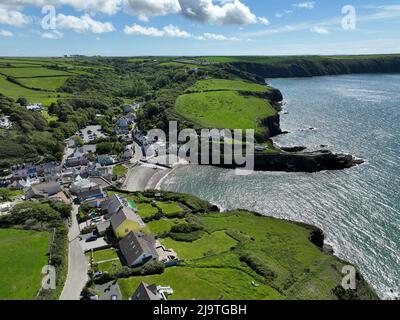 05/05/22 vue aérienne de Little Haven à Pembrokeshire, pays de Galles, Royaume-Uni Banque D'Images