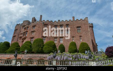 C'est le célèbre château de Powis qui est géré par la fiducie nationale.le château dans près de Welshpool Powys Mid Wales. Banque D'Images