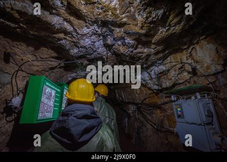 Intérieur de la mine ancienne dans la ville de Banska Stiavnica en Slovaquie Banque D'Images