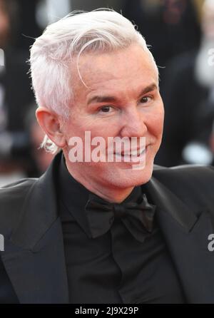 Cannes, France. 25th mai 2022. Le réalisateur australien Baz Luhrman assiste à la première d'Elvis au Palais des Festivals au Festival de Cannes 75th, en France, le mercredi 25 mai 2022. Photo de Rune Hellestad/ Credit: UPI/Alay Live News Banque D'Images