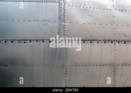 Budapest, Hongrie - 09 02 2021: Gros plan d'un ancien avion à l'Aeropark un musée de l'aviation en plein air à Budapest. Banque D'Images