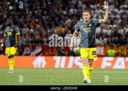 TIRANA, ALBANIE - MAI 25: Jens Toornstra de Feyenoord lors du match final de la Ligue de la Conférence Europa de l'UEFA entre AS Roma et Feyenoord à l'arène nationale le 25 mai 2022 à Tirana, Albanie (photo de Nikola Krstic/Orange Pictures) crédit: Orange pics BV/Alay Live News Banque D'Images