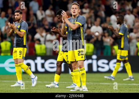 TIRANA, ALBANIE - MAI 25: Jens Toornstra de Feyenoord applaudit lors du match final de la Ligue de la Conférence Europa de l'UEFA entre AS Roma et Feyenoord à l'arène nationale le 25 mai 2022 à Tirana, Albanie (photo de Nikola Krstic/Orange Pictures) crédit: Orange pics BV/Alay Live News Banque D'Images