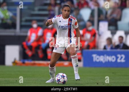 Turin, Italie, 21st mai 2022. Delphine Cascarino de Lyon lors du match de la Ligue des champions des femmes de l'UEFA au stade Juventus, à Turin. Le crédit photo devrait se lire: Jonathan Moscrop / Sportimage Banque D'Images