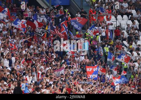 Turin, Italie, 21st mai 2022. Les fans de l'Olympique Lyonnais lors du match de l'UEFA Womens Champions League au stade Juventus, à Turin. Le crédit photo devrait se lire: Jonathan Moscrop / Sportimage Banque D'Images